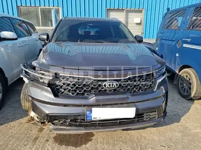 Photo 1 of 20: 2021 Kia Sorento, VIN KNARM81BGMA079720 — Korean insurance auction