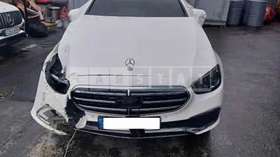 Photo 1 of 30: 2022 Mercedes-Benz E300 e 4Matic — Korean insurance auction