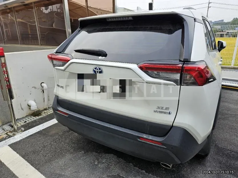 Photo 2 of 25: 2022 Toyota RAV4 Hybrid 2WD — Korean insurance auction