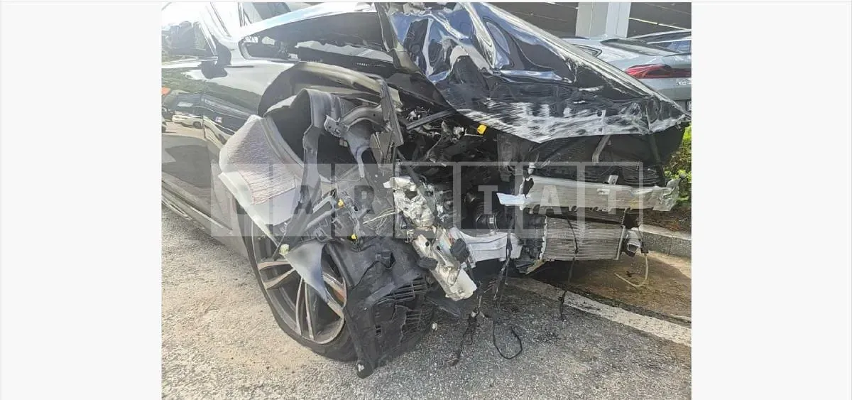 Photo 2 of 50: 2023 BMW 620d — Korean insurance auction