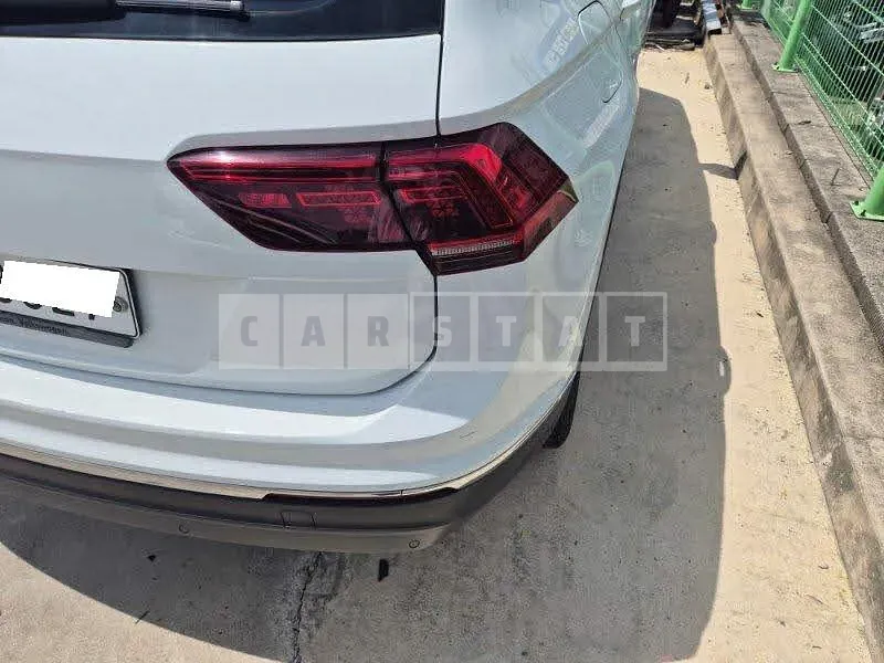 Photo 2 of 32: 2018 Volkswagen Tiguan 2.0 TDI Premium, VIN WVGZZZ5NZJW914928 — Korean insurance auction