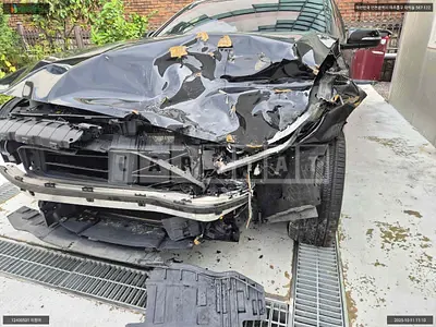 Photo 1 of 10: 2015 Hyundai Genesis, VIN KMHGL41DDGU127342 — Korean insurance auction
