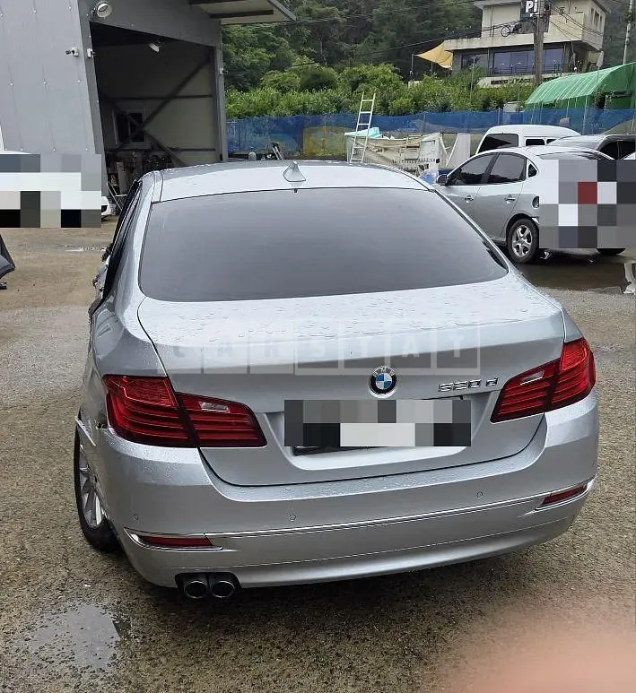 Photo 3 of 3: 2015 BMW 520d — Korean insurance auction