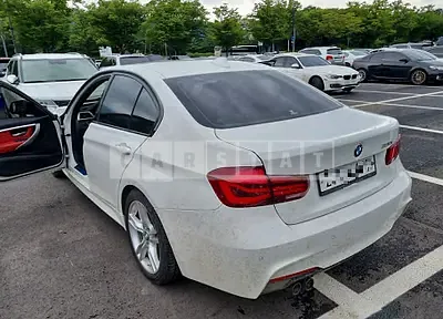 Photo 1 of 9: 2018 BMW 330i, VIN WBA8B9109JA826595 — Korean insurance auction