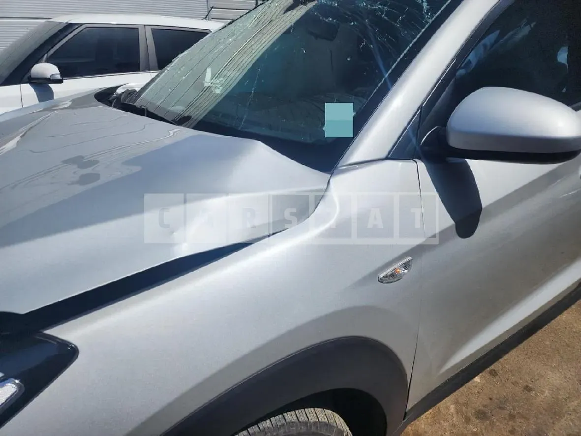 Photo 2 of 37: 2017 Hyundai Tucson TL 1.6, VIN KMHJ2812GJU647072 — Korean insurance auction