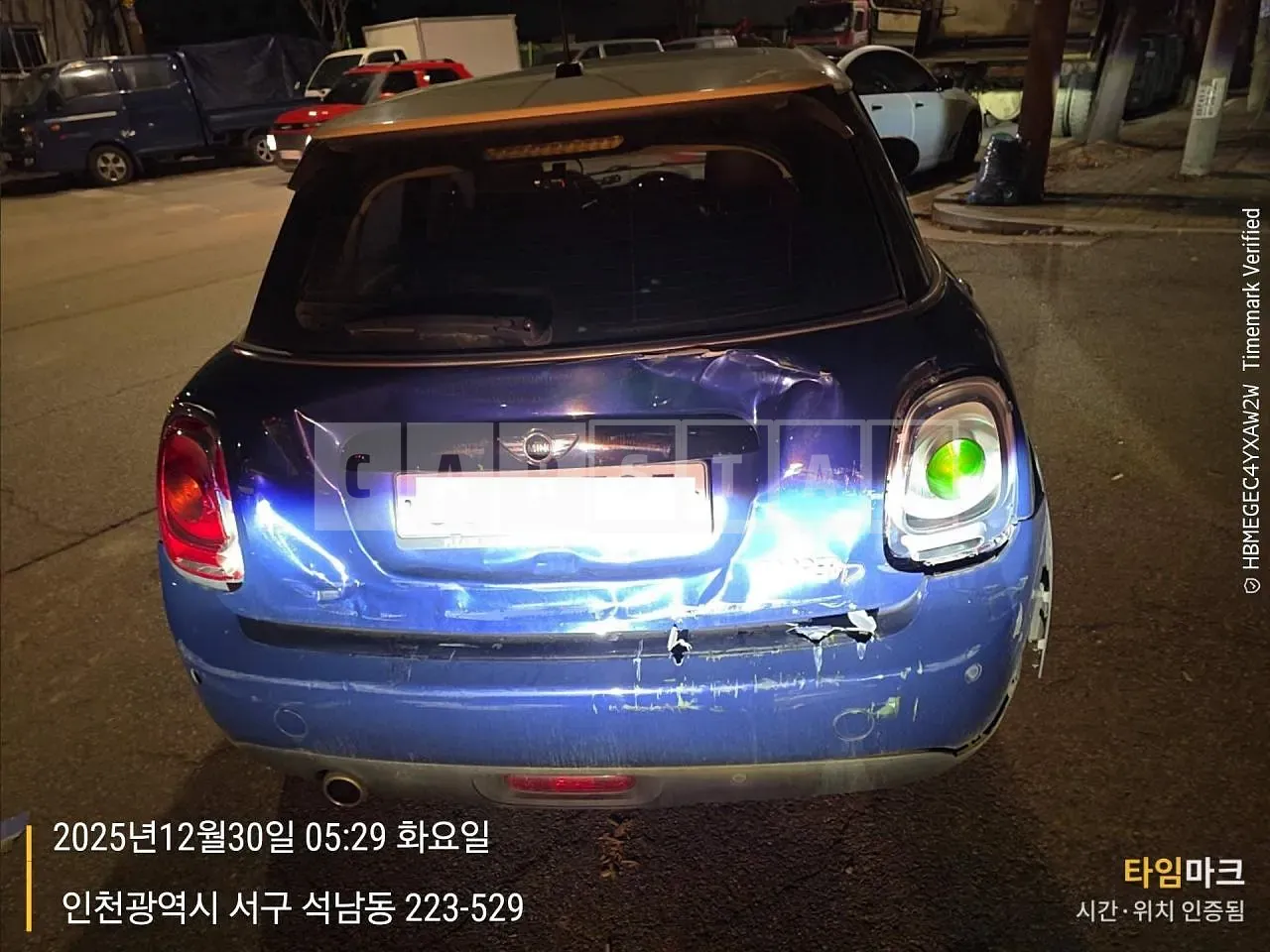 Photo 2 of 24: 2017 MINI Cooper D Five-Door, VIN WMWXT3103J2G00765 — Korean insurance auction