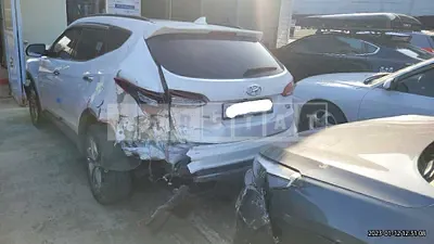 Photo 1 of 18: 2016 Hyundai Santa Fe, VIN KMHSW81XDGU627309 — Korean insurance auction