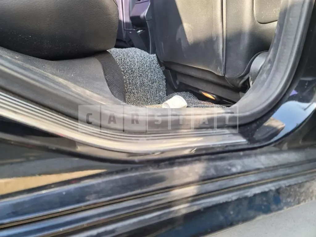 Photo 2 of 8: 2014 Mercedes-Benz E220 CDI — Korean insurance auction
