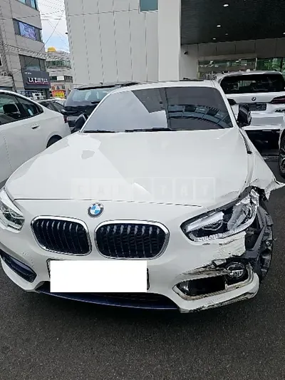 Photo 1 of 21: 2018 BMW 118d — Korean insurance auction