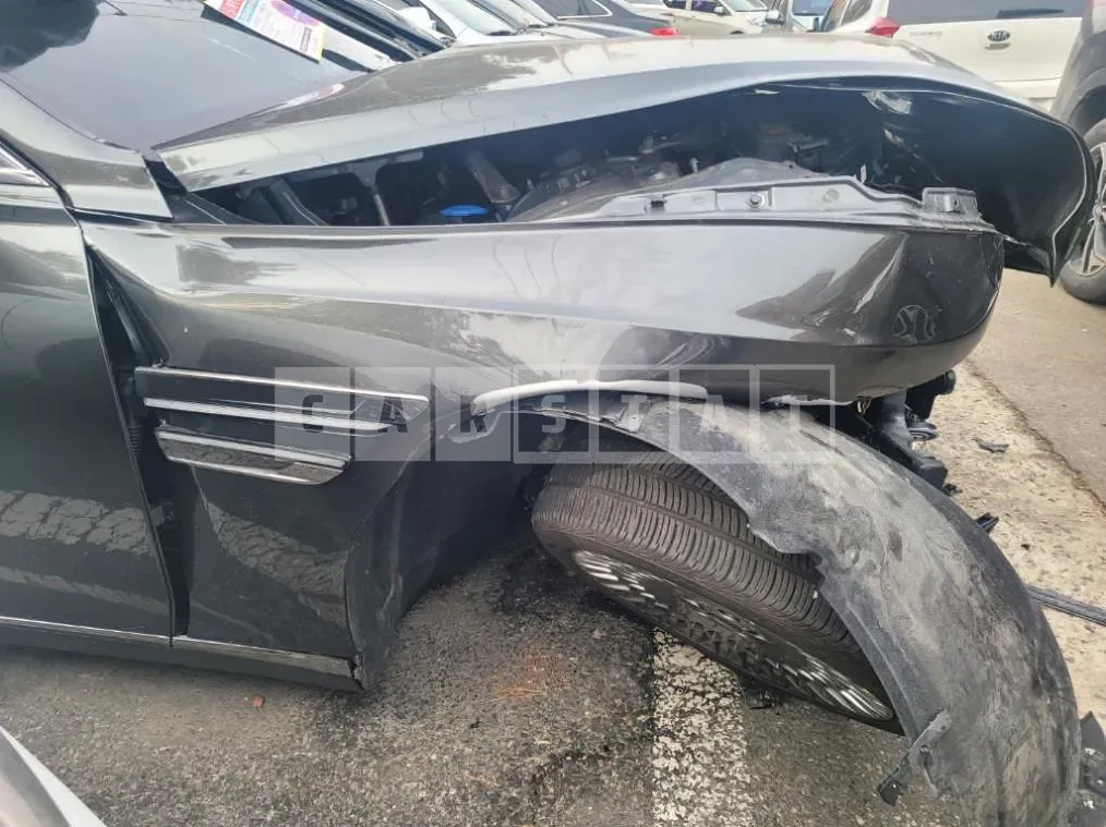 Photo 2 of 18: 2022 Genesis G80 2.5T — Korean insurance auction