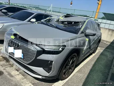 Photo 1 of 16: 2022 Audi Q4 e-tron — Korean insurance auction