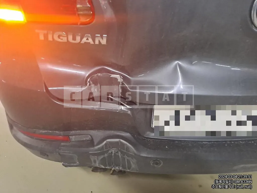 Photo 2 of 22: 2016 Volkswagen Tiguan 2.0 TDI Comfort BMT, VIN WVGZZZ5NZGW550681 — Korean insurance auction