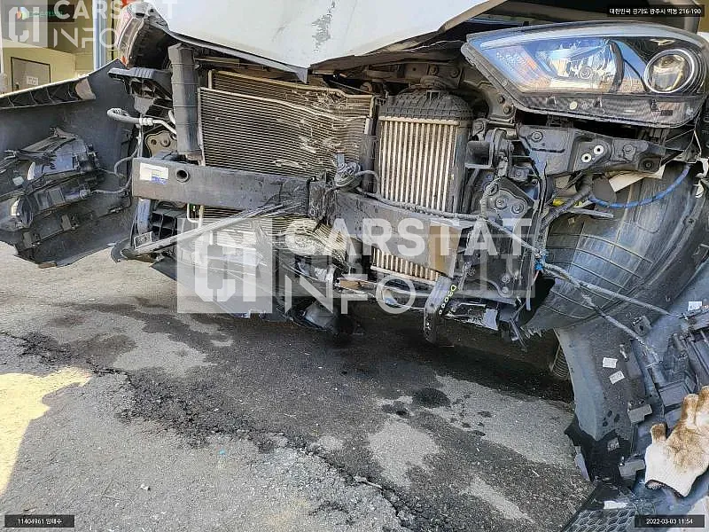 Photo 2 of 9: 2015 Hyundai Tucson, VIN KMHJ381ABGU084071 — Korean insurance auction