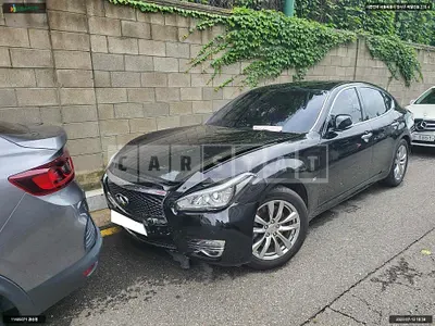 2018 Nissan /Infiniti Q70 3.7