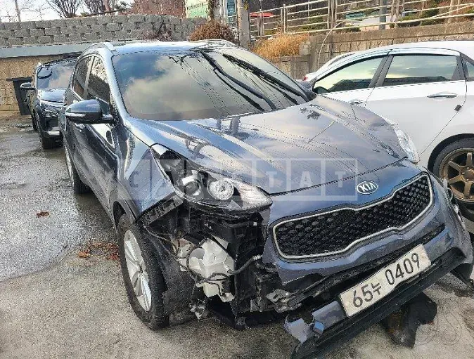 Photo 2 of 21: 2016 Kia Sportage, VIN KNAP6815GGK093298 — Korean insurance auction