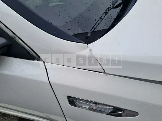 Photo 2 of 8: 2018 Kia K5 — Korean insurance auction