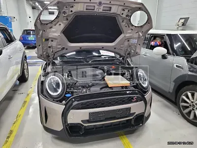 Photo 1 of 10: 2021 MINI Cooper S, VIN WMWXY710XM2N47945 — Korean insurance auction