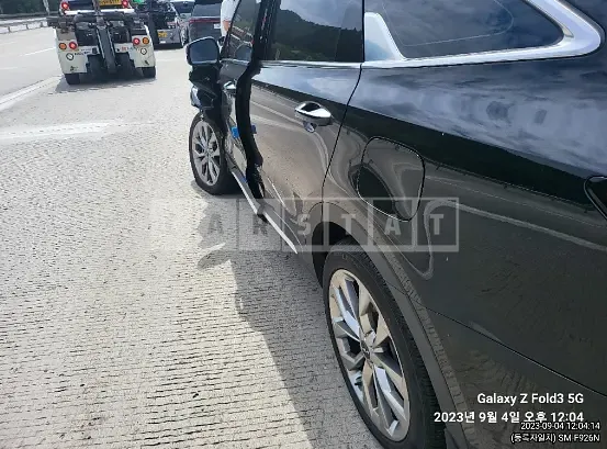 Photo 2 of 15: 2023 Kia Sorento, VIN KNARF81FGPA203989 — Korean insurance auction