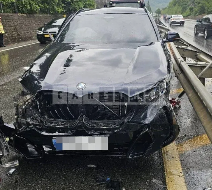 Photo 2 of 29: 2025 BMW X6 xDrive40i M Sport — Korean insurance auction