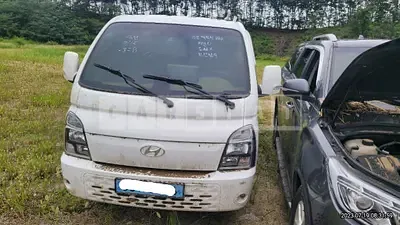 Photo 1 of 9: 2022 Hyundai Potter 2 Institutes, VIN KMFZCZ7NFNU041436 — Korean insurance auction