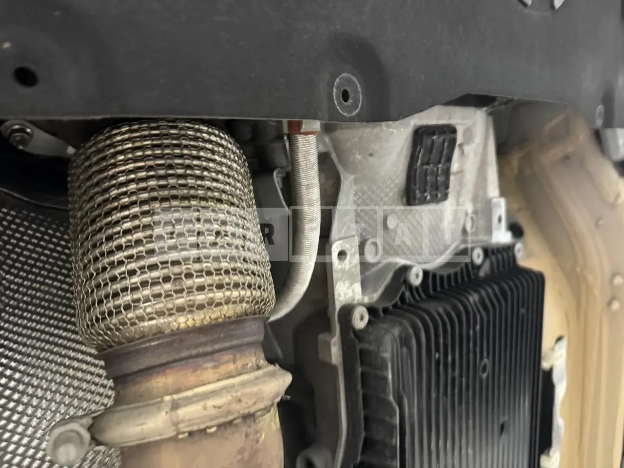 Photo 2 of 4: 2023 BMW Auto Parts BMW320i Exhaust Pipe, VIN WBA31FY06PFR25078 — Korean insurance auction
