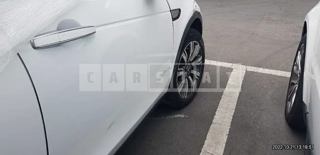 Photo 2 of 10: 2018 Land Rover Discovery Sports 2.0d, VIN SALCA2BN8JH762809 — Korean insurance auction