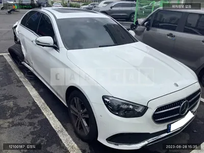 Photo 1 of 13: 2022 Mercedes-Benz E350 4Matic, VIN W1KZF8GB2NB039945 — Korean insurance auction