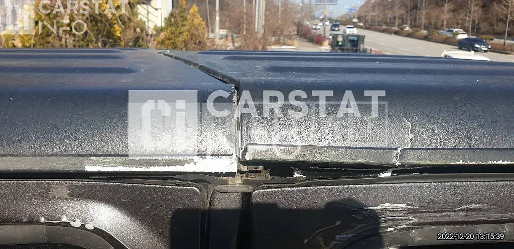 Photo 2 of 21: 2021 Jeep Straw Wrangler Rubicon — Korean insurance auction