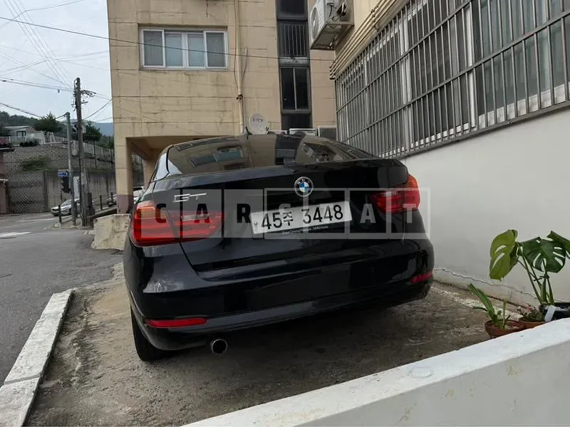 Photo 3 of 3: 2015 BMW 320d GT, VIN WBA3Y3102FGH97194 — Korean insurance auction