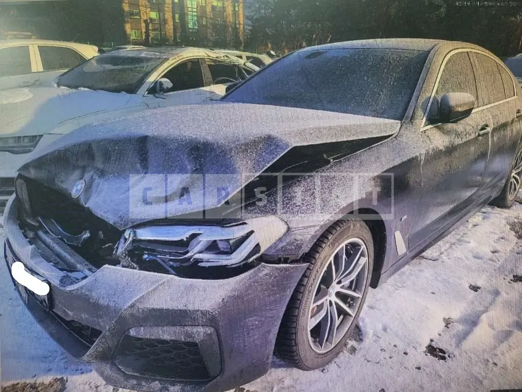 Photo 2 of 18: 2021 BMW 523d, VIN WBA11ES00MCF94024 — Korean insurance auction
