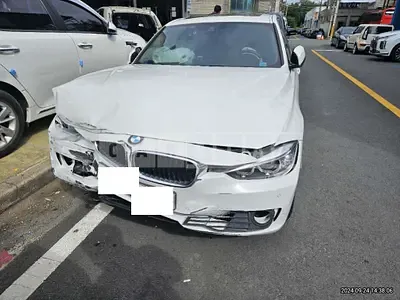 2015 BMW 320i
