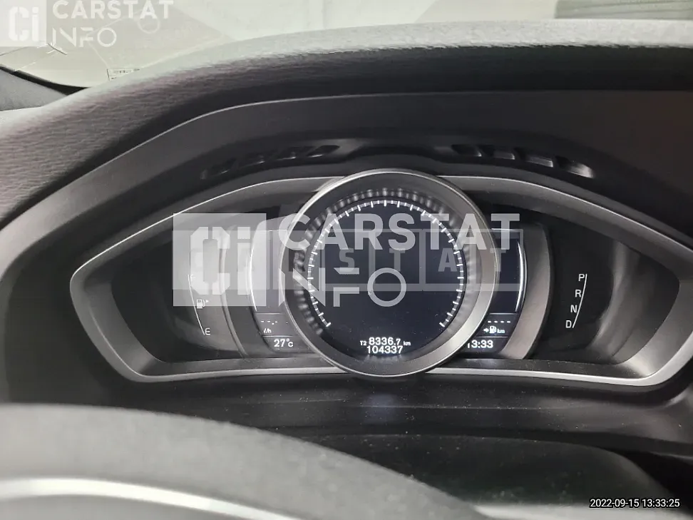 Photo 2 of 14: 2016 Volvo V40D4 — Korean insurance auction