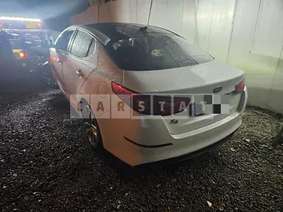 Photo 1 of 2: 2014 Kia K5 2.0 — Korean insurance auction