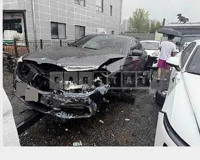 Photo 1 of 7: 2020 BMW 530e Hybrid — Korean insurance auction