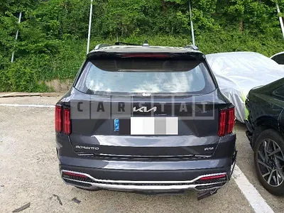 Photo 1 of 81: 2023 Kia Sorento Hybrid — Korean insurance auction