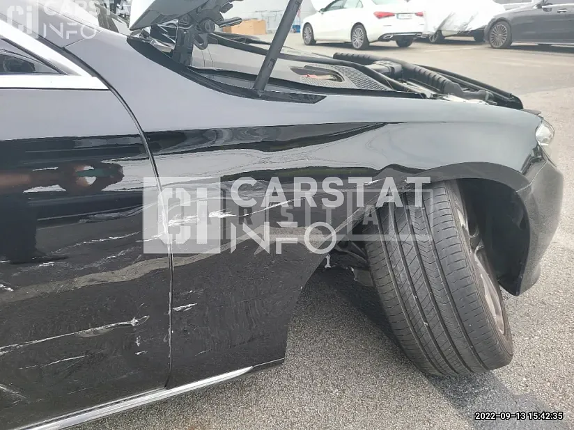 Photo 2 of 18: 2019 Mercedes-Benz E220d — Korean insurance auction