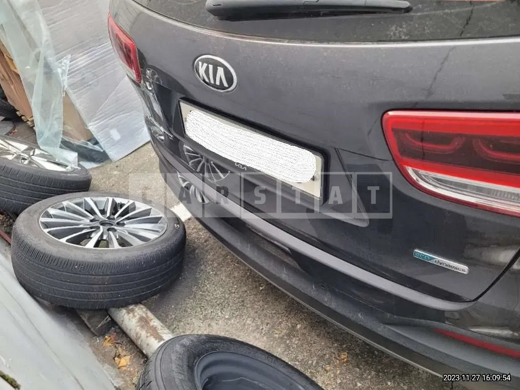 Photo 2 of 16: 2017 Kia Sorento, VIN KNAPH81ABHA275656 — Korean insurance auction