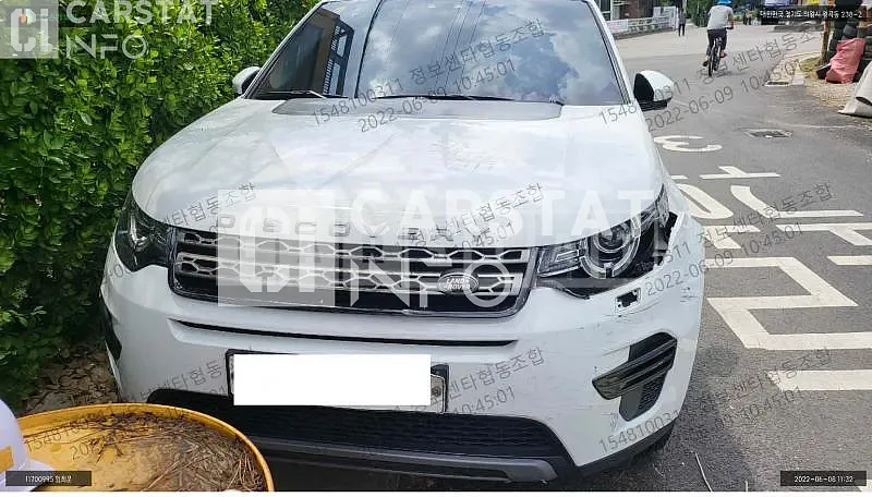 Photo 2 of 18: 2019 Land Rover Discovery Sports TD4 150PS, VIN SALCA2BN1KH824326 — Korean insurance auction