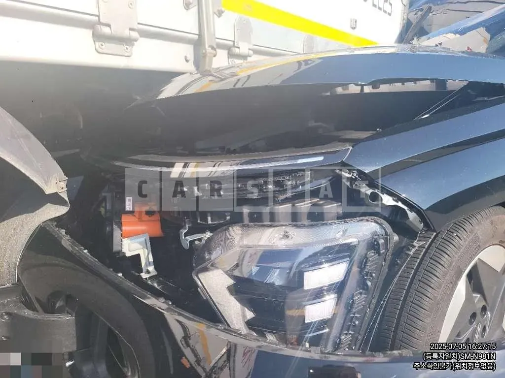 Photo 2 of 10: 2025 Hyundai Kona Electric Car — Korean insurance auction