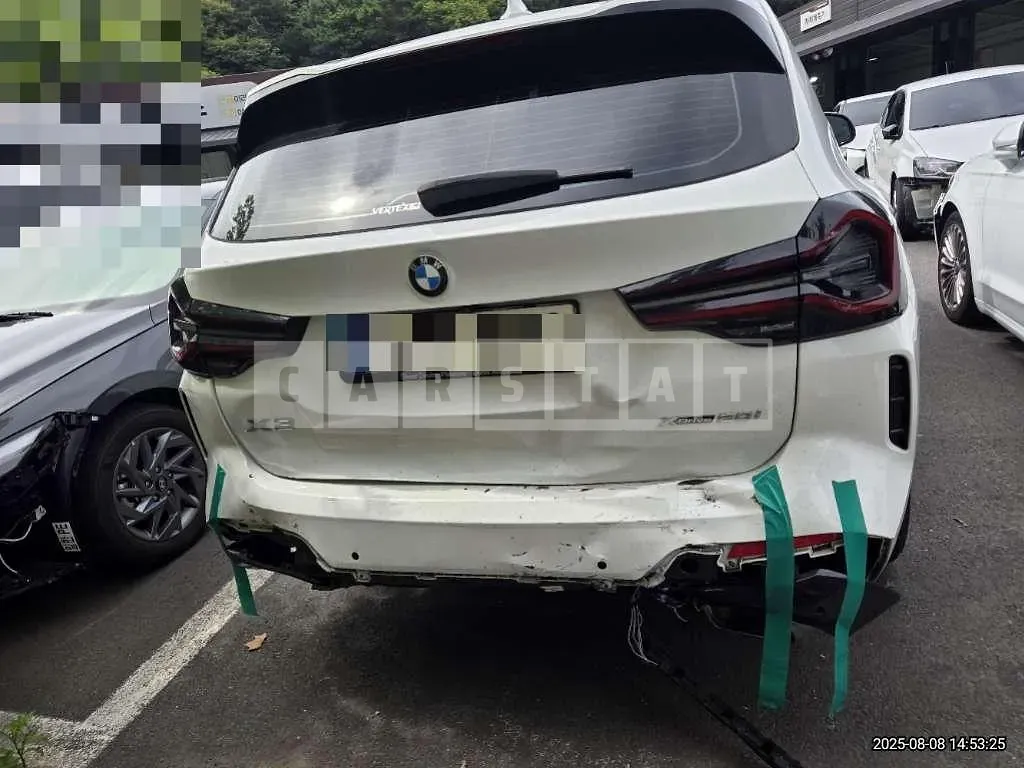 Photo 2 of 17: 2023 BMW X3 xDrive20i — Korean insurance auction