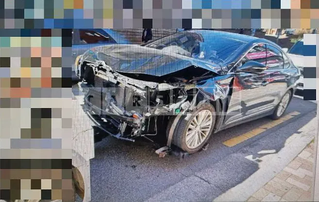 Photo 2 of 4: 2017 Jaguar Aslan 3.0 — Korean insurance auction