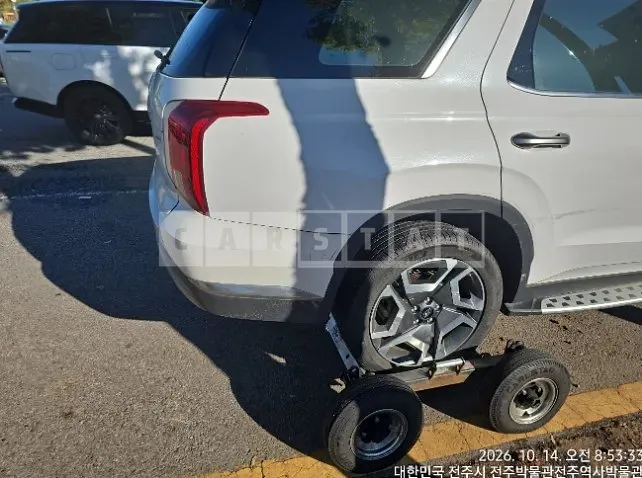 Photo 2 of 11: 2023 Hyundai Palisade — Korean insurance auction