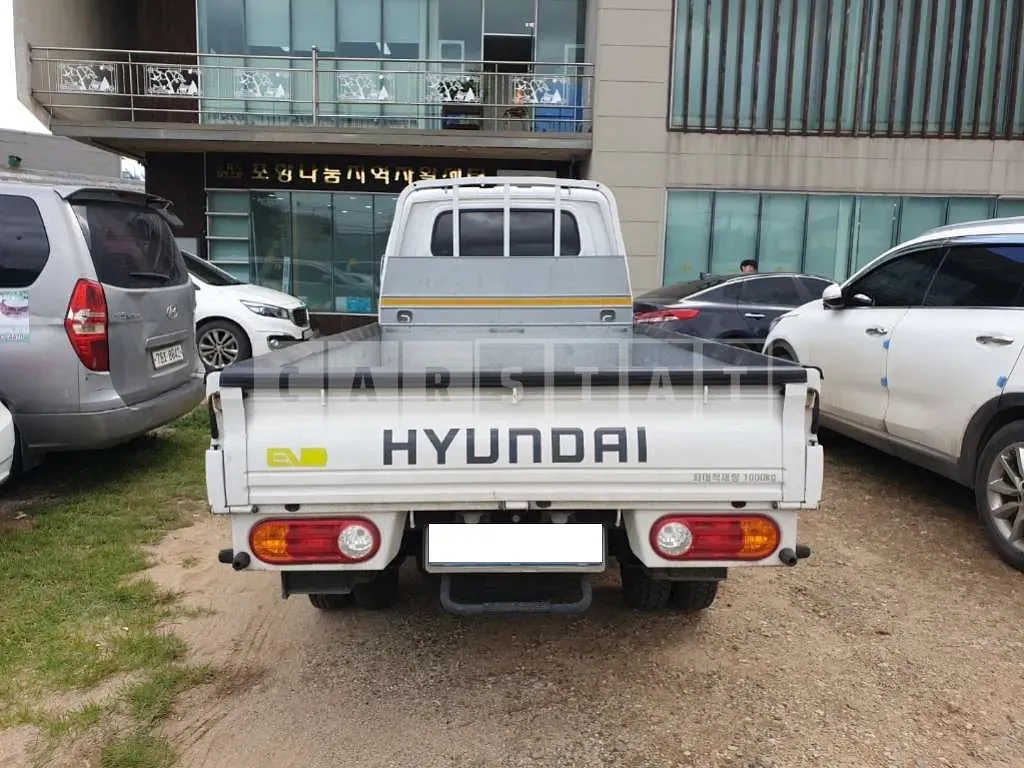 Photo 2 of 20: 2021 Hyundai Potter 2 Institutes, VIN KMFZCZ7NFMU009336 — Korean insurance auction
