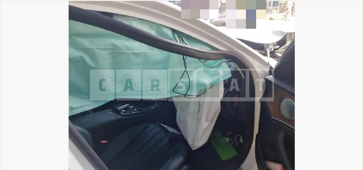 Photo 2 of 79: 2018 Mercedes-Benz E300 — Korean insurance auction