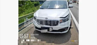 Photo 1 of 39: 2017 Kia Carnival 9 Seater — Korean insurance auction