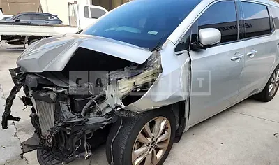 Photo 1 of 11: 2015 Kia Carnival, VIN KNAME81ABFS011394 — Korean insurance auction