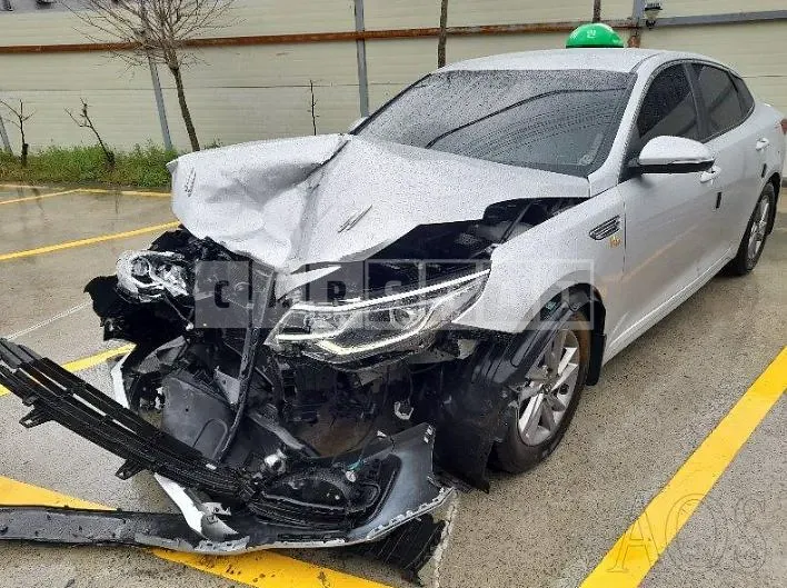 Photo 2 of 13: 2018 Kia K5 2.0(LPI) — Korean insurance auction