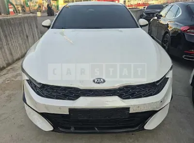 Photo 1 of 25: 2021 Kia K5 — Korean insurance auction