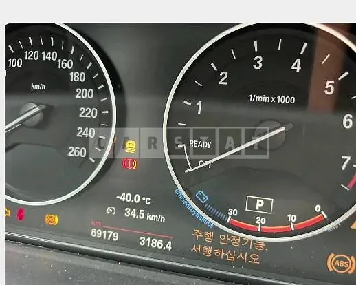 Photo 2 of 21: 2017 BMW 320i — Korean insurance auction