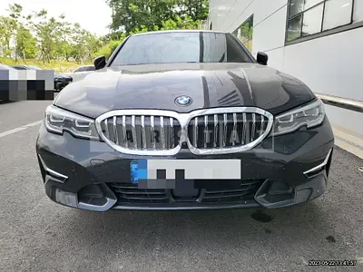 Photo 1 of 12: 2021 BMW 320d, VIN WBA5V5109MFK78818 — Korean insurance auction